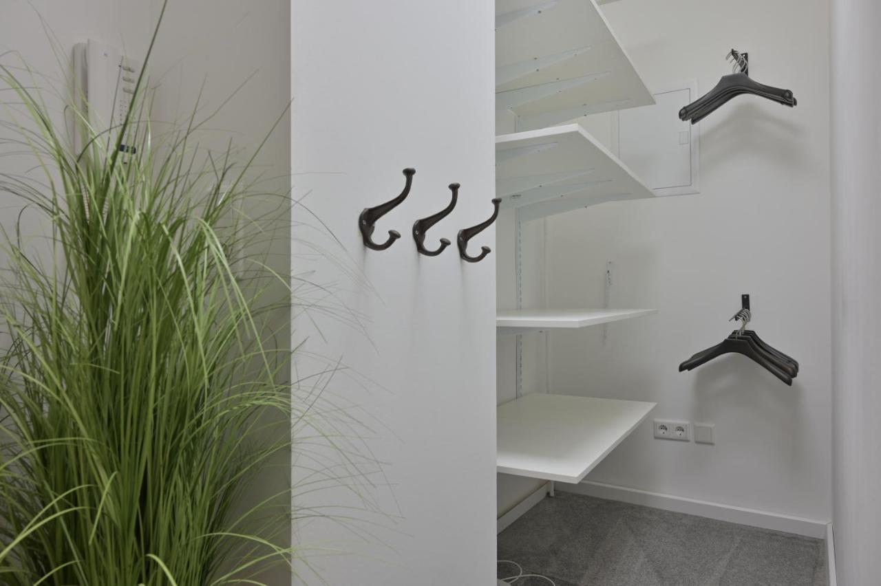 Ferienwohnung Uhrwerk Фленсбург Екстериор снимка